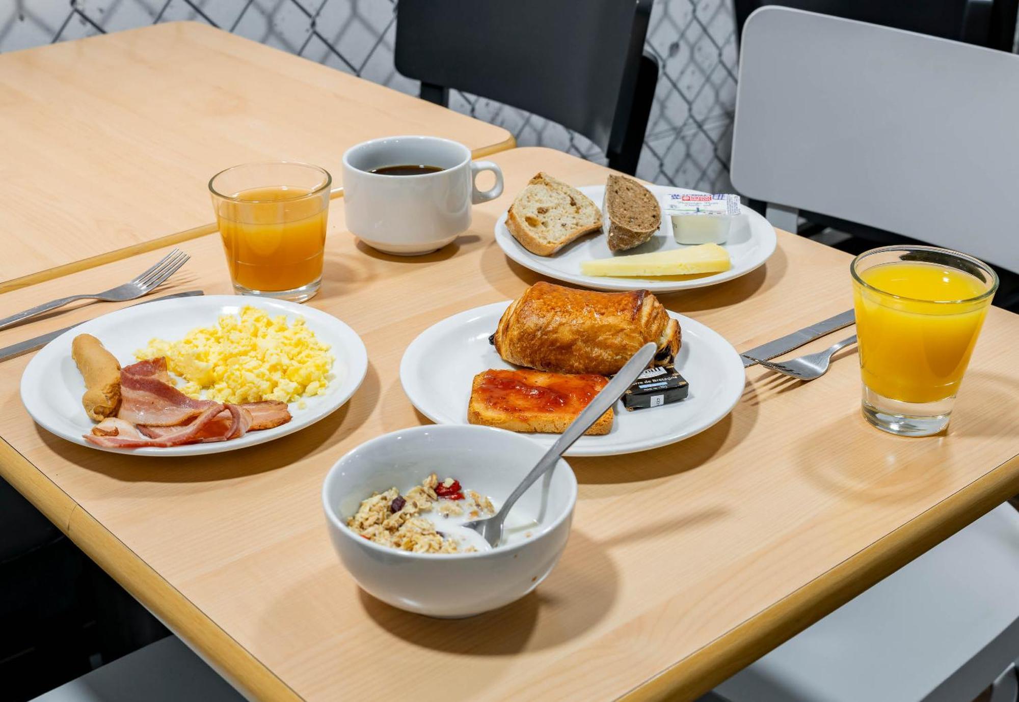 B&B Hotel Valenciennes Sud Prouvy Kültér fotó